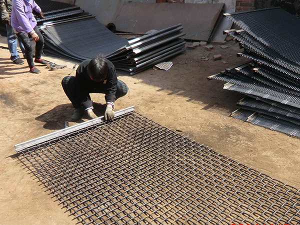 礦篩網(wǎng)案例圖片2